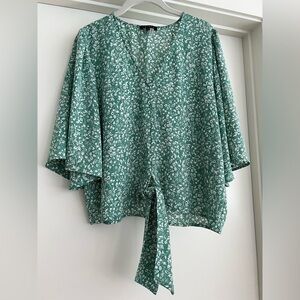 Cropped floral tie front top